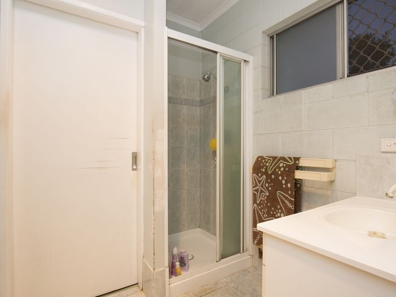 93 Honors Road, Alloway QLD 4670