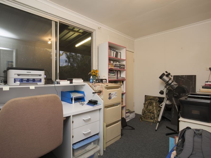 93 Honors Road, Alloway QLD 4670