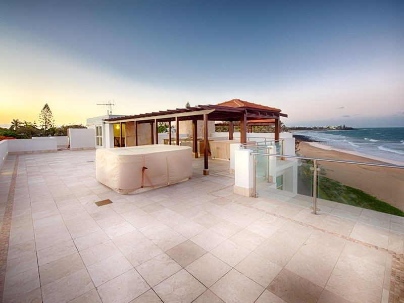 2/45 Woongarra Scenic Drive, Bargara QLD 4670