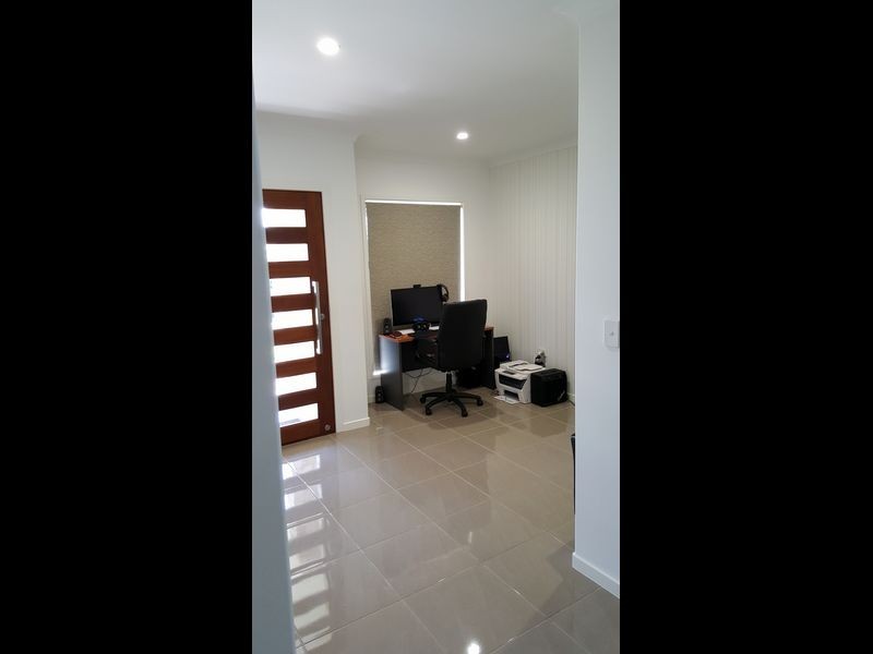 4 DAHLIA COURT, Kalkie QLD 4670