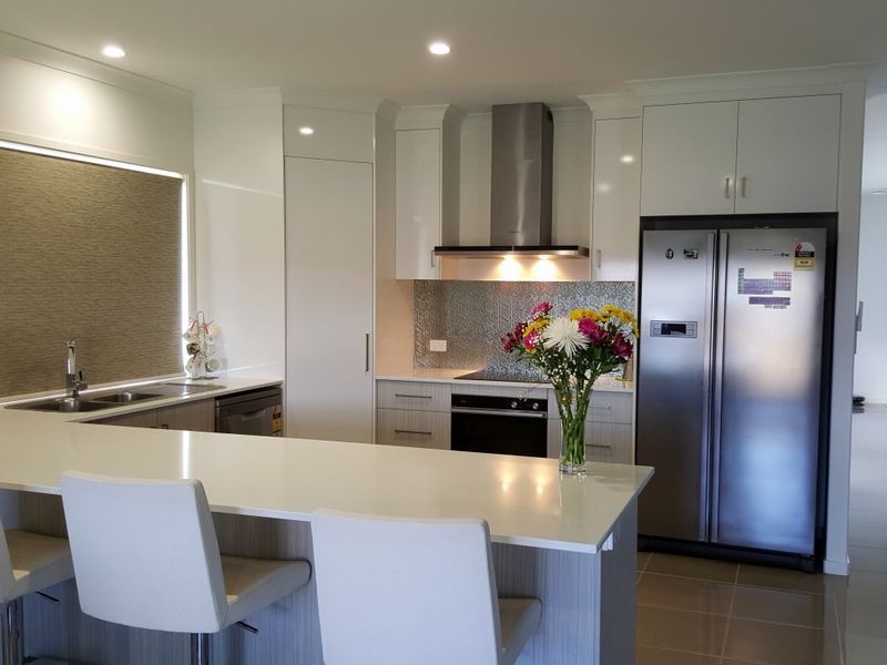 4 DAHLIA COURT, Kalkie QLD 4670