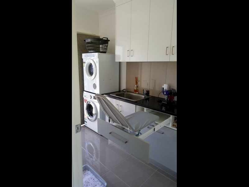 4 DAHLIA COURT, Kalkie QLD 4670