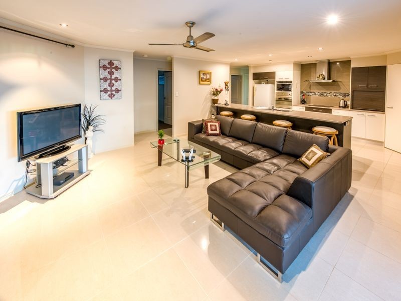 7 Atlantis Blv, Bargara QLD 4670