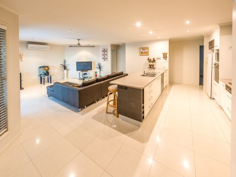 7 Atlantis Blv, Bargara QLD 4670