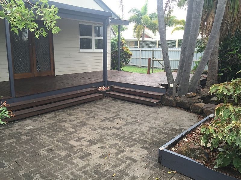 27 Whalley Street, Bargara QLD 4670