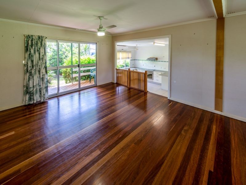 1082 Moore Park Road, Gooburrum QLD 4670