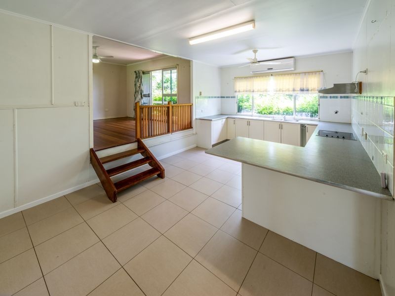 1082 Moore Park Road, Gooburrum QLD 4670