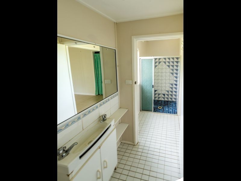 1082 Moore Park Road, Gooburrum QLD 4670