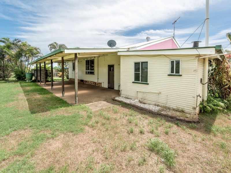 1082 Moore Park Road, Gooburrum QLD 4670