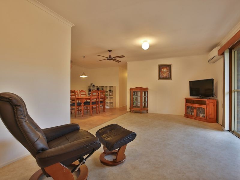 2 Park Estate Drive, Branyan QLD 4670