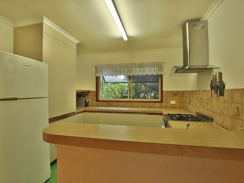 2 Park Estate Drive, Branyan QLD 4670