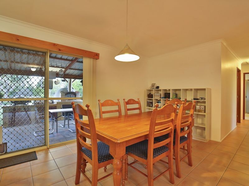 2 Park Estate Drive, Branyan QLD 4670