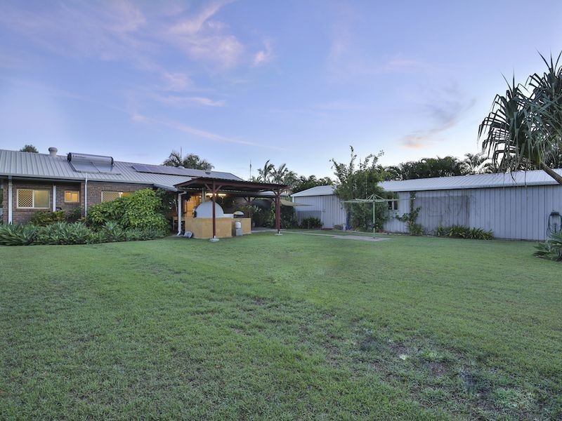 2 Park Estate Drive, Branyan QLD 4670