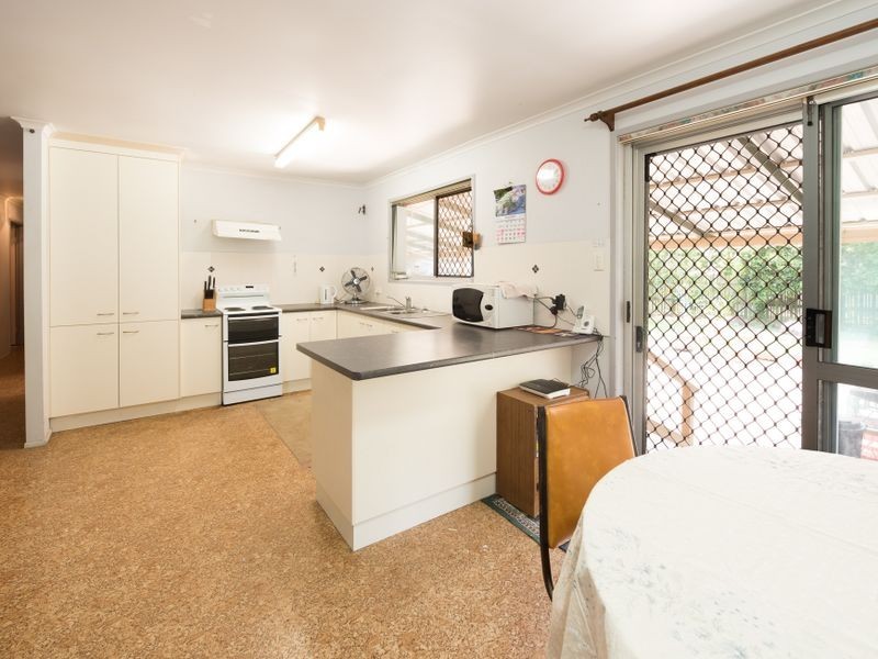 18 Sunset Drive, Thabeban QLD 4670