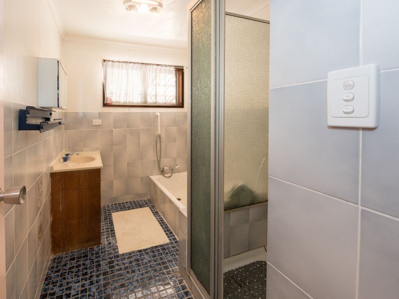 18 Sunset Drive, Thabeban QLD 4670