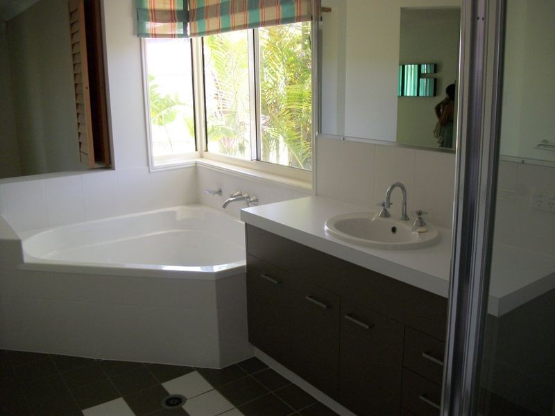 17 Breeze Drive, Bargara QLD 4670