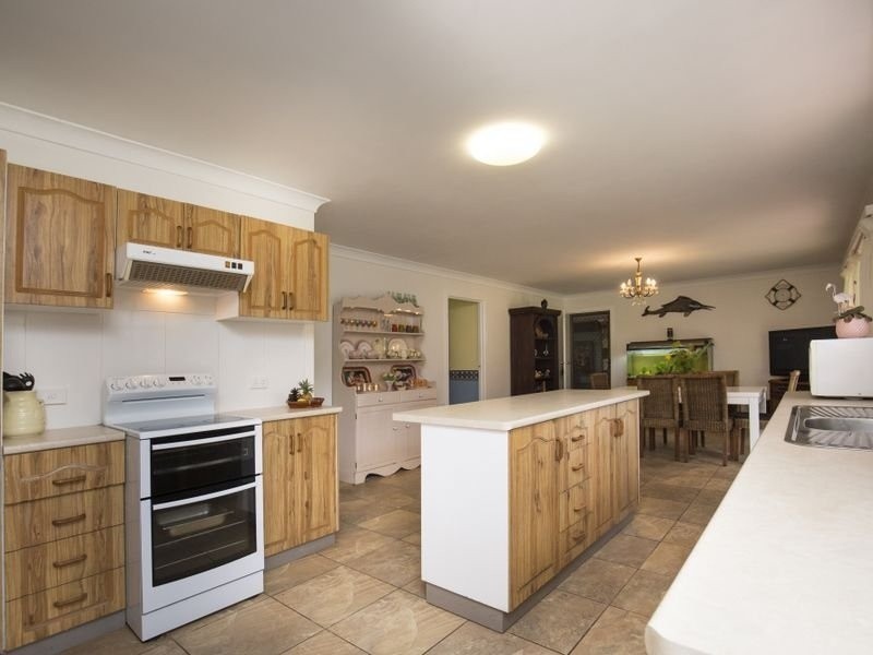 1296 Gin Gin Road, Sharon QLD 4670