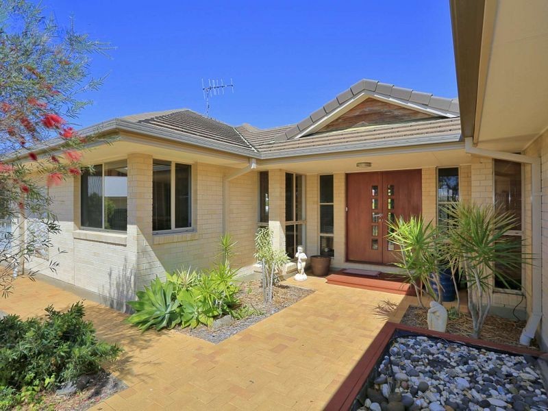 14 Breaker Court, Bargara QLD 4670