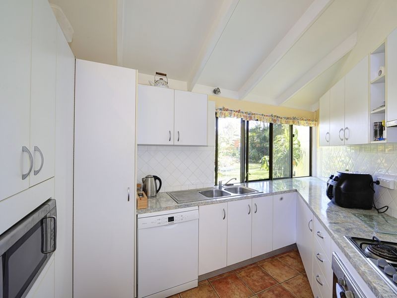 10 Durdins Road, Bargara QLD 4670