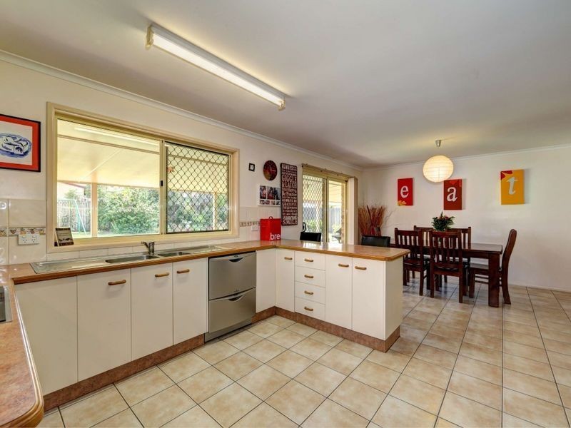 4 Carswell Court, Kepnock QLD 4670