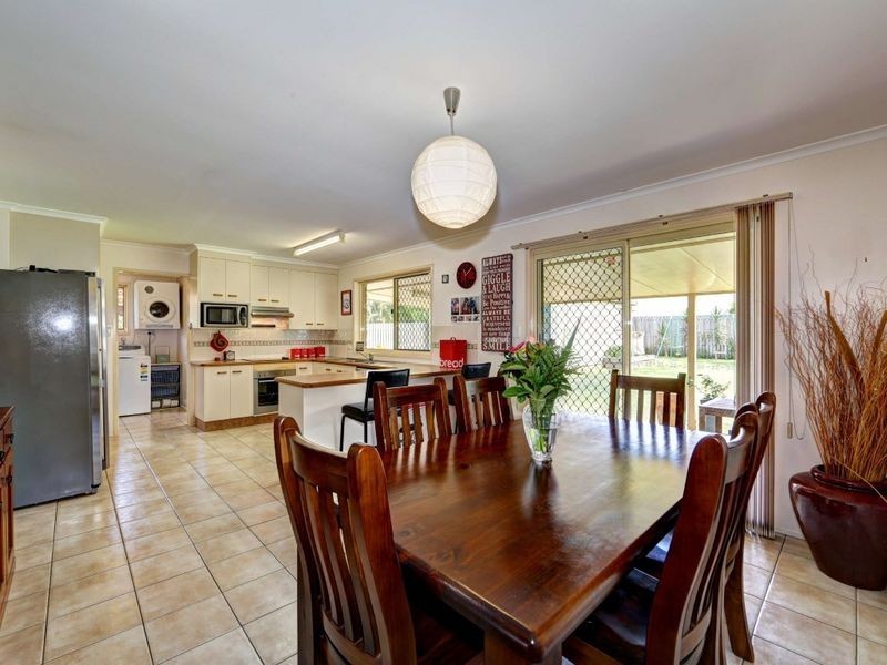 4 Carswell Court, Kepnock QLD 4670