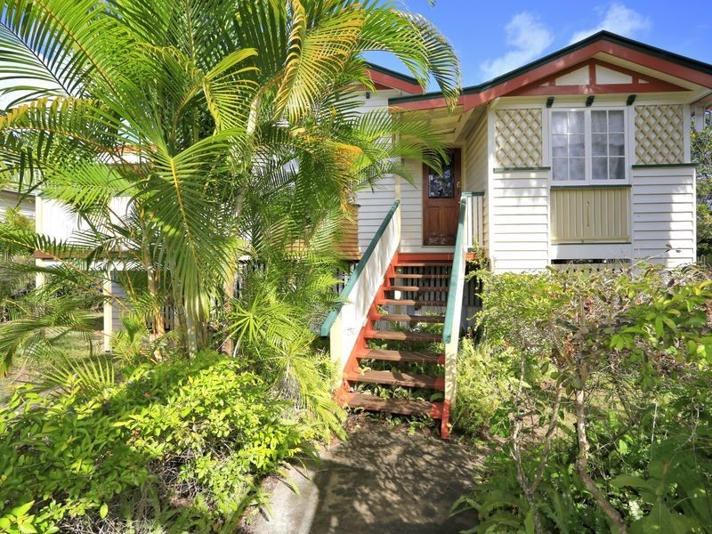 130 Woondooma Street, Bundaberg West QLD 4670