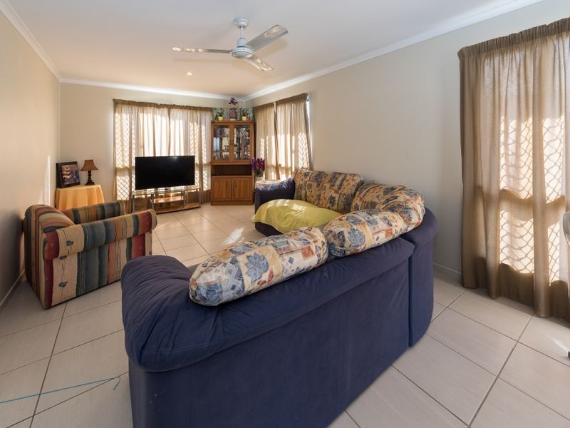 8 Avalon Street, Burnett Heads QLD 4670