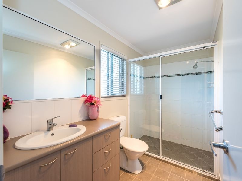 8 Avalon Street, Burnett Heads QLD 4670