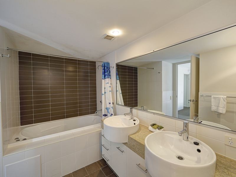 108/23 Esplanade, Bargara QLD 4670