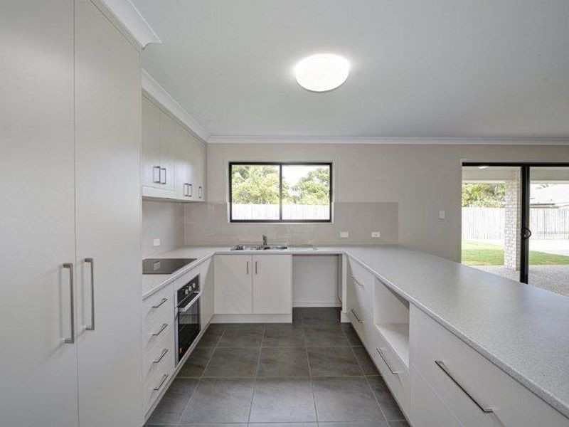 18a Alice Street, Walkervale QLD 4670