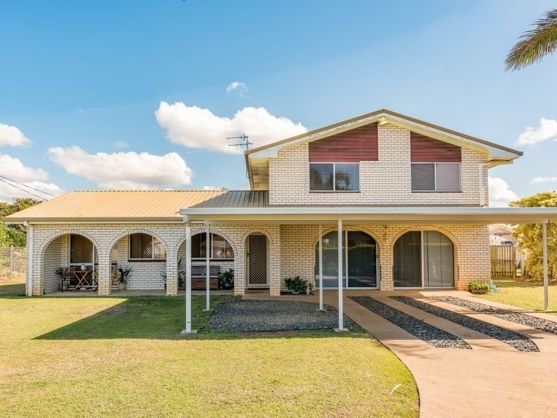8 McGill Crescent, Avenell Heights QLD 4670