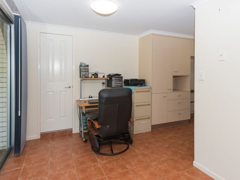 8 McGill Crescent, Avenell Heights QLD 4670