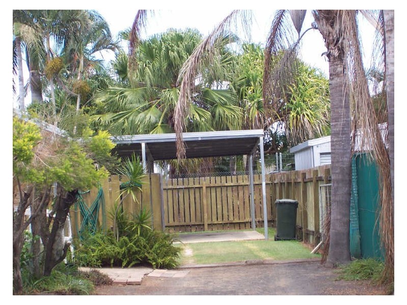 Avenell Heights QLD 4670