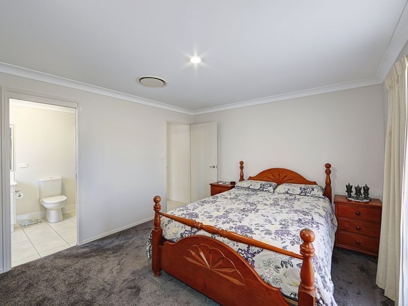 21a Alice Street, Walkervale QLD 4670