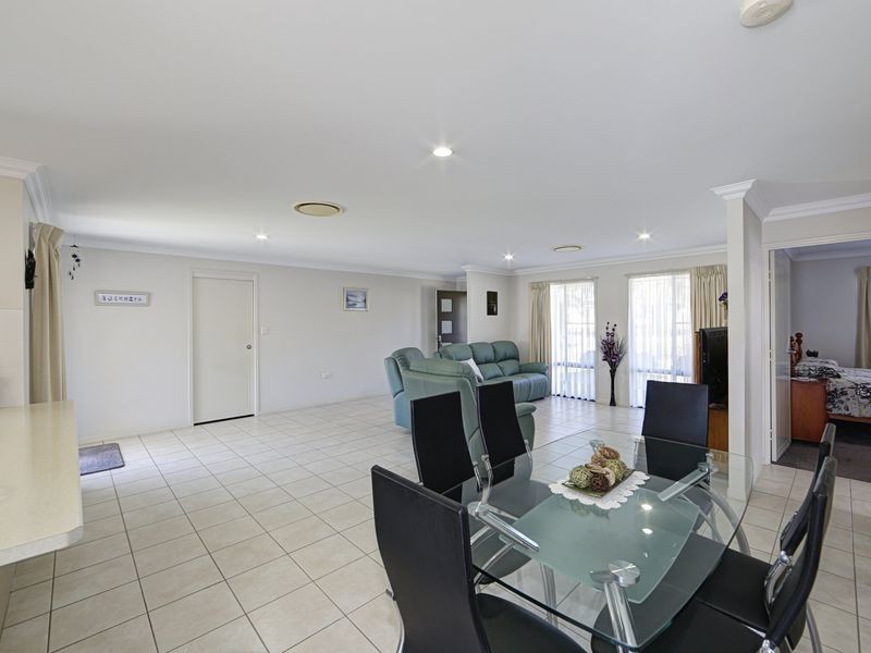 21a Alice Street, Walkervale QLD 4670