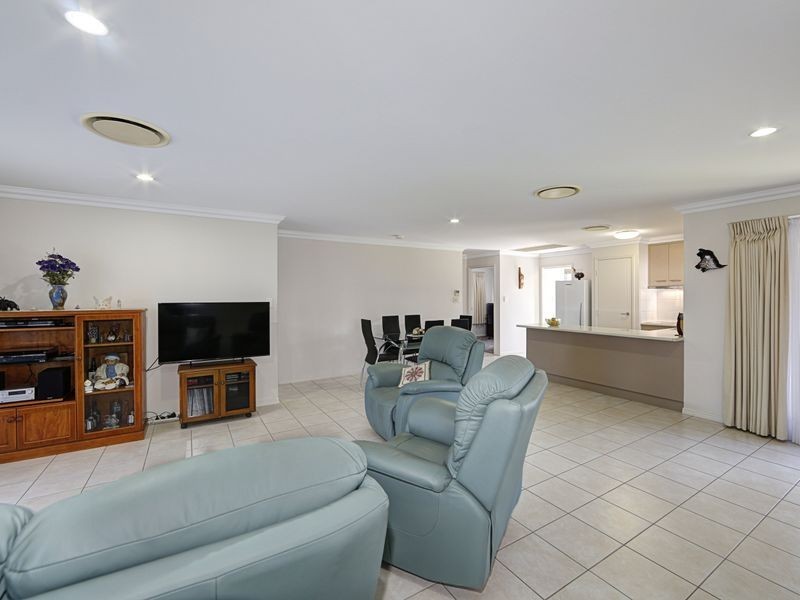 21a Alice Street, Walkervale QLD 4670