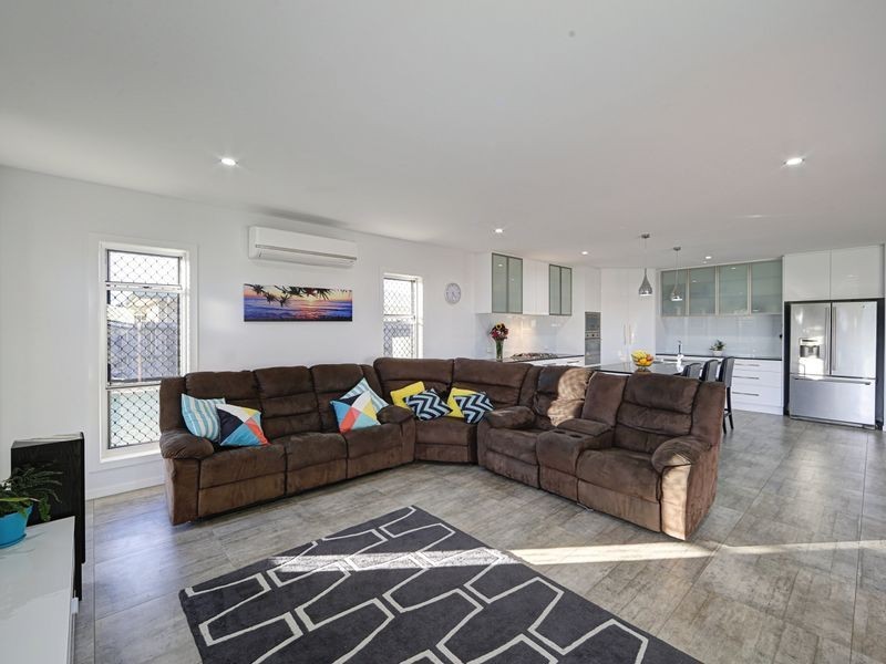 6 Watchbell Street, Innes Park QLD 4670