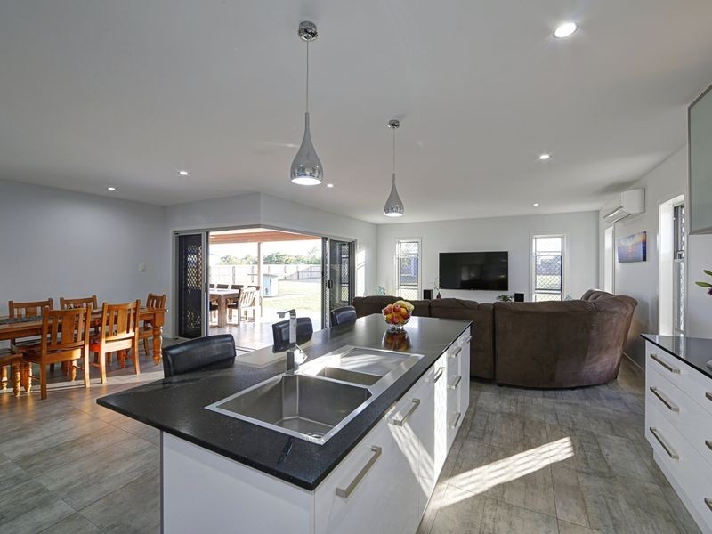 6 Watchbell Street, Innes Park QLD 4670