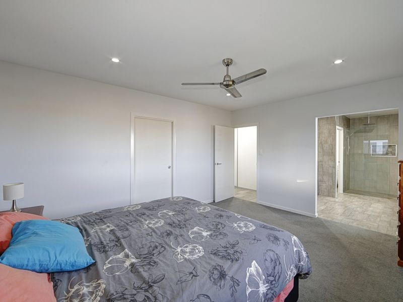 6 Watchbell Street, Innes Park QLD 4670