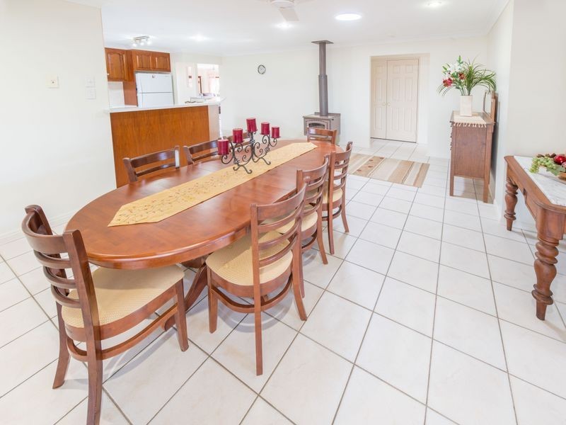 1 Cartwright Court, Kalkie QLD 4670