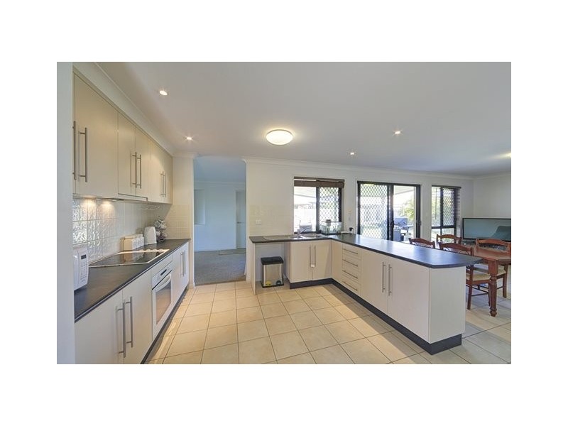 11 Elkington Avenue, Bargara QLD 4670