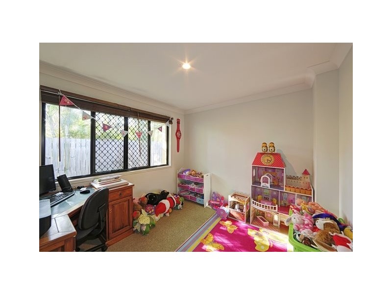 11 Elkington Avenue, Bargara QLD 4670