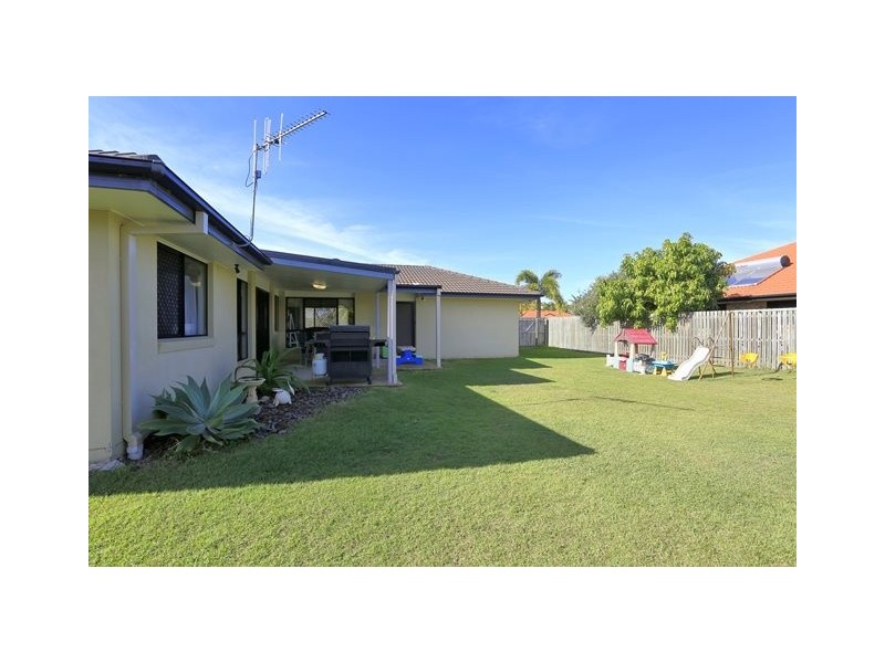11 Elkington Avenue, Bargara QLD 4670