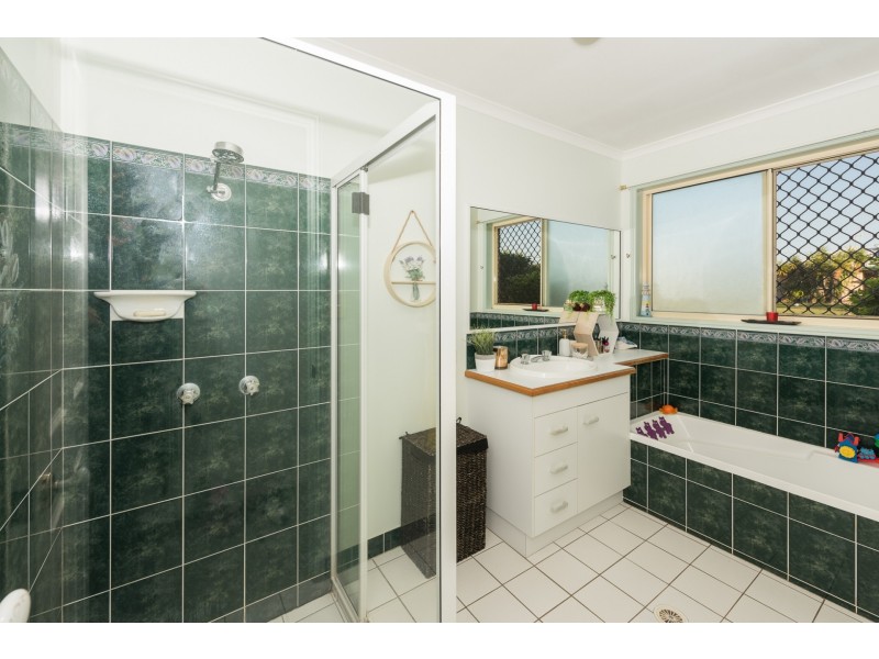 32 Grevillea Avenue, Innes Park QLD 4670