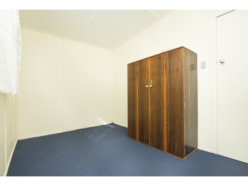 69 Bathurst Street, Elliott Heads QLD 4670