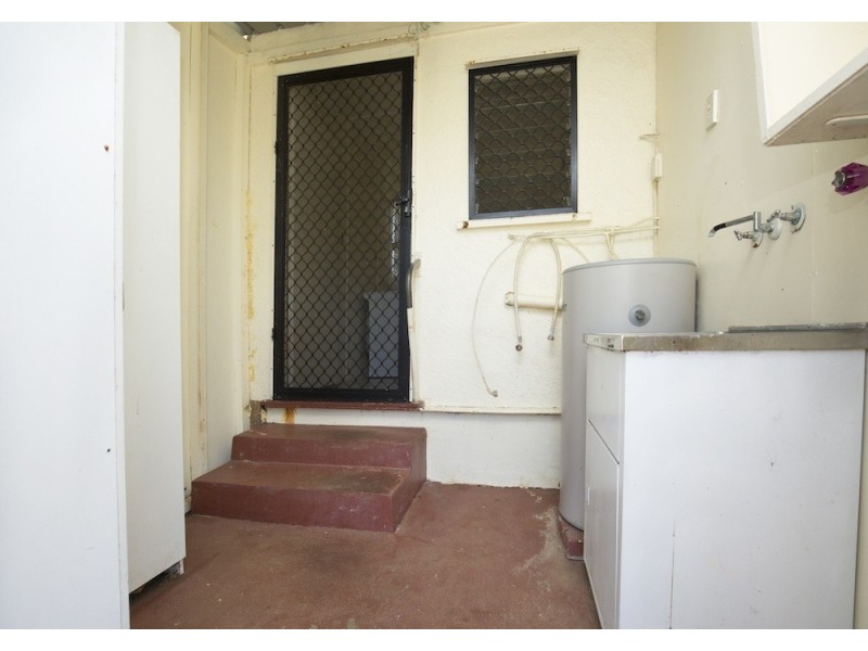 69 Bathurst Street, Elliott Heads QLD 4670