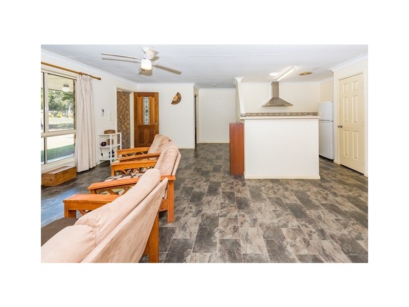 5 Elfin Court, Moore Park Beach QLD 4670