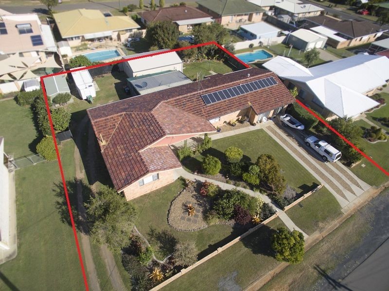 6 Pizzey Street, Kepnock QLD 4670