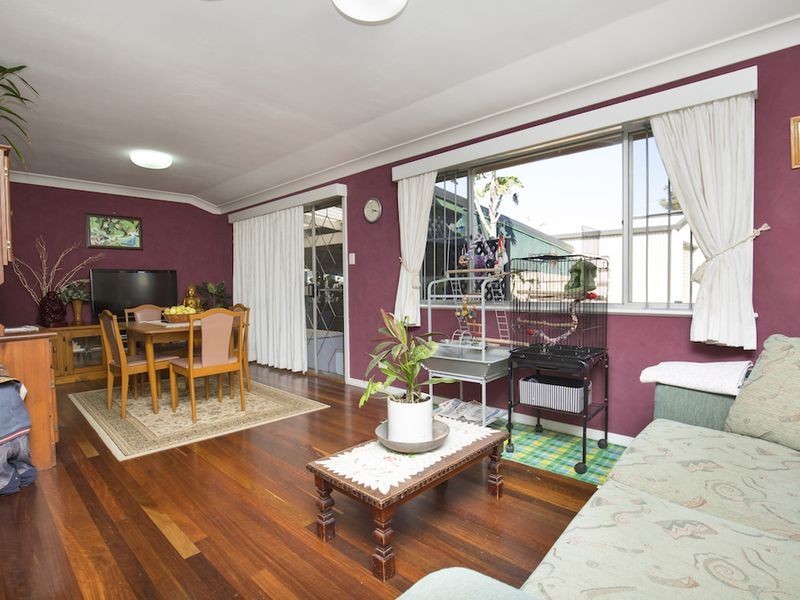 6 Pizzey Street, Kepnock QLD 4670