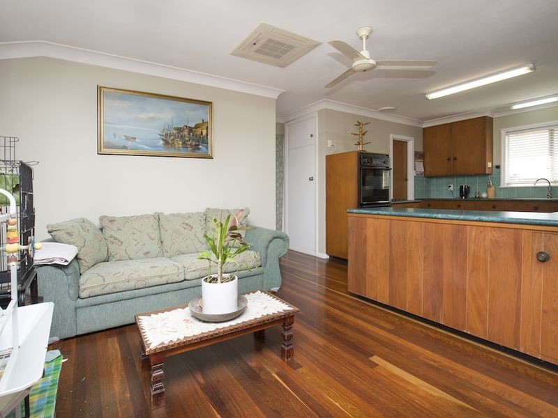 6 Pizzey Street, Kepnock QLD 4670